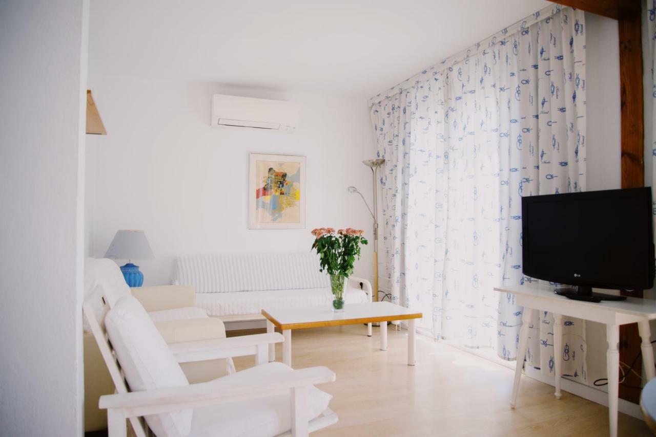 Santa Llucia Apartment *